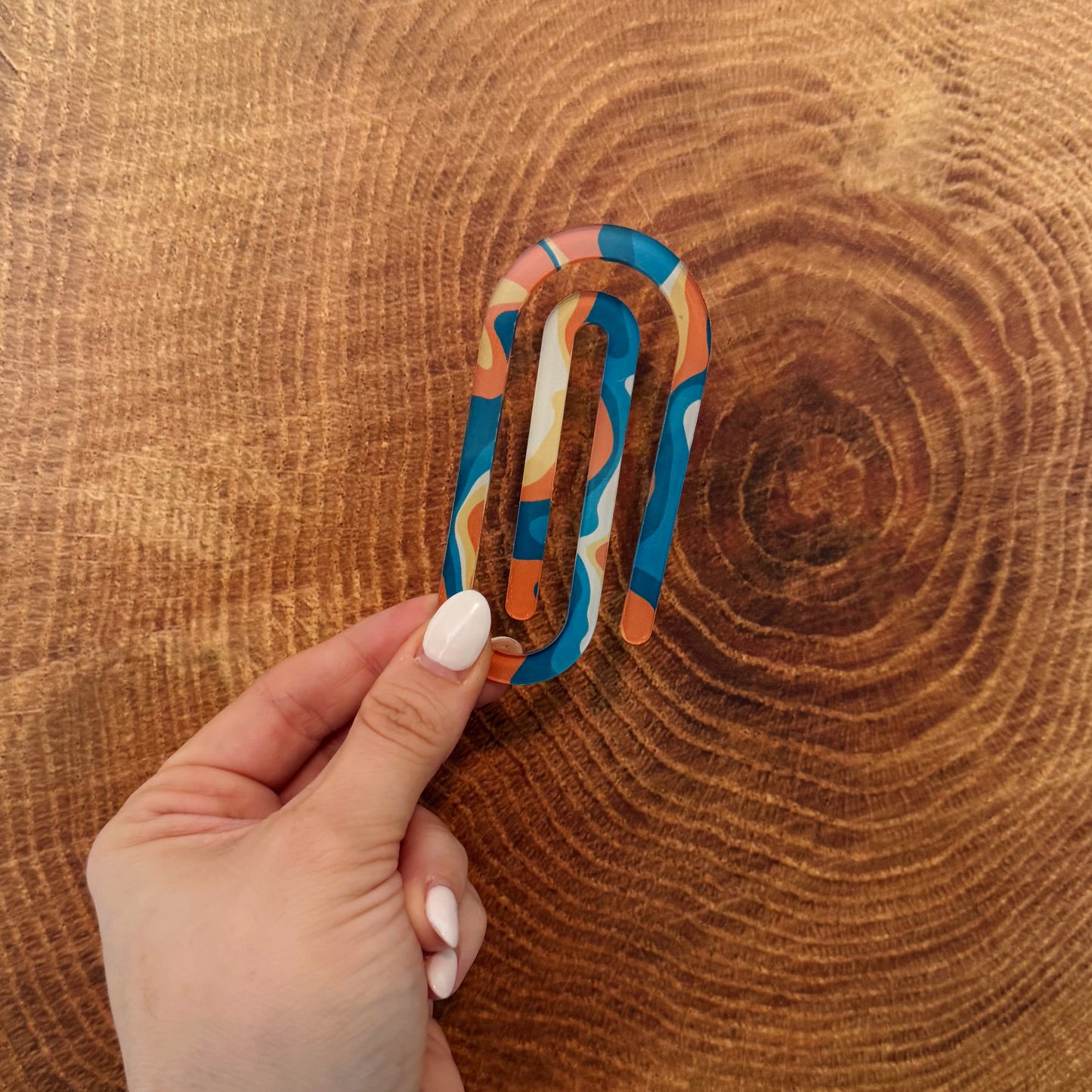 Bold Swirl Paperclip Bookmark